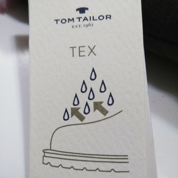 ⭐ Light up rhinestone 💎❄️ Winter / Spring Boots - Picture 8 of 10